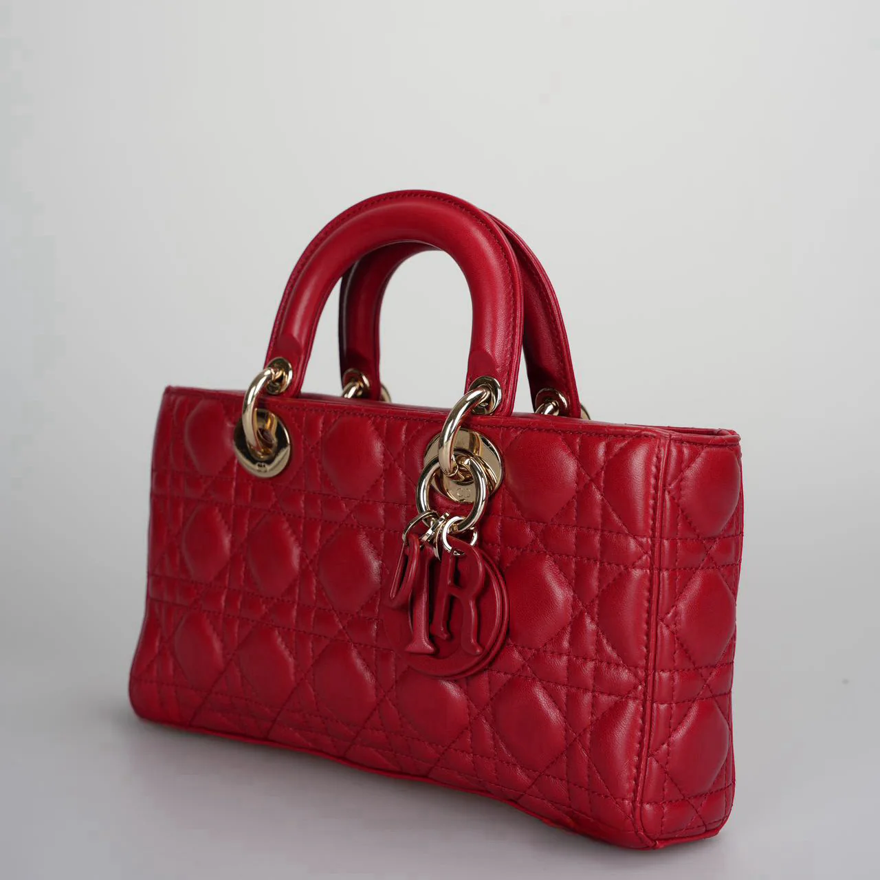 used-Dior Red Medium Lambskin Cannage Lady D-Joy Bag-MILOURA