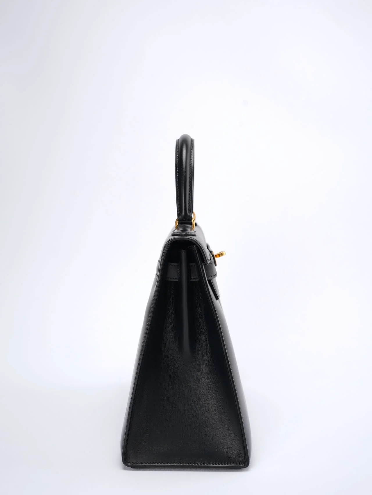 Hermes vintage Kelly 28 black box leather  front side