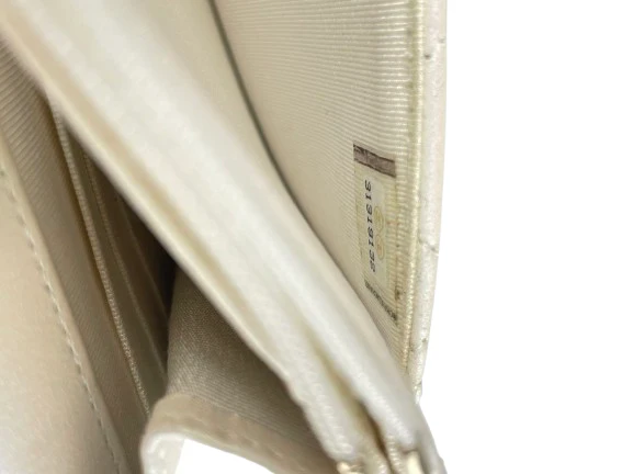 used-Chanel Wallet on Chain Bag Quilted Iridescent Lambskin Crossbody-MILOURA