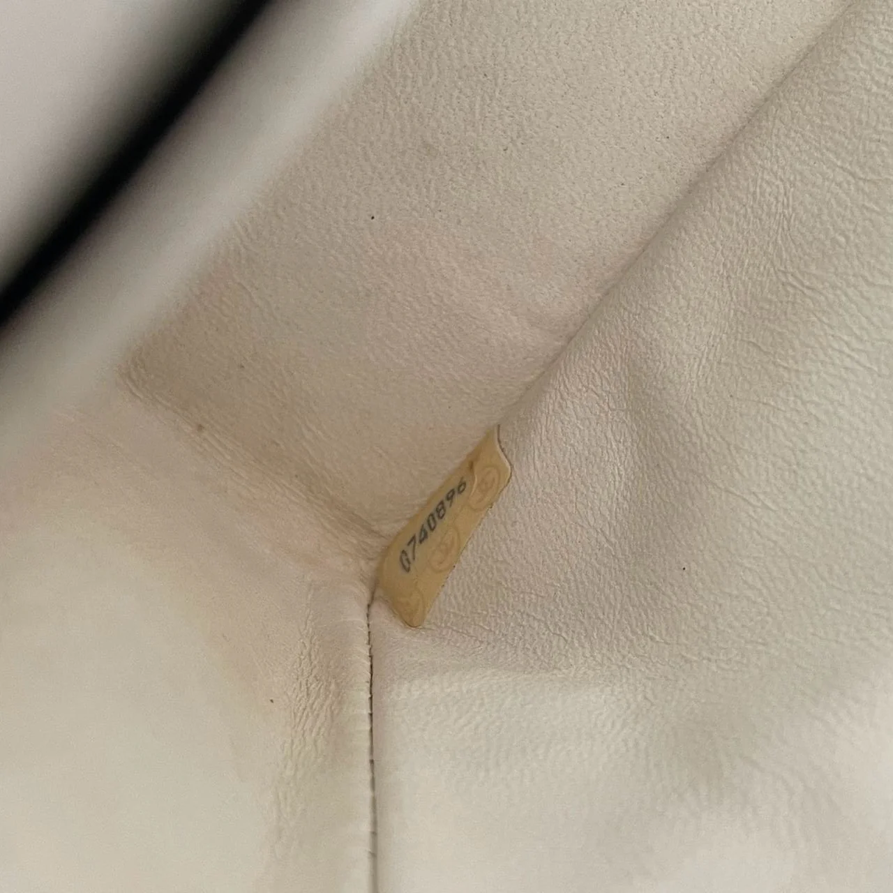 used-Chanel Vintage Small Timeless Classic Double Flap Bag in White Quilted Leather-MILOURA