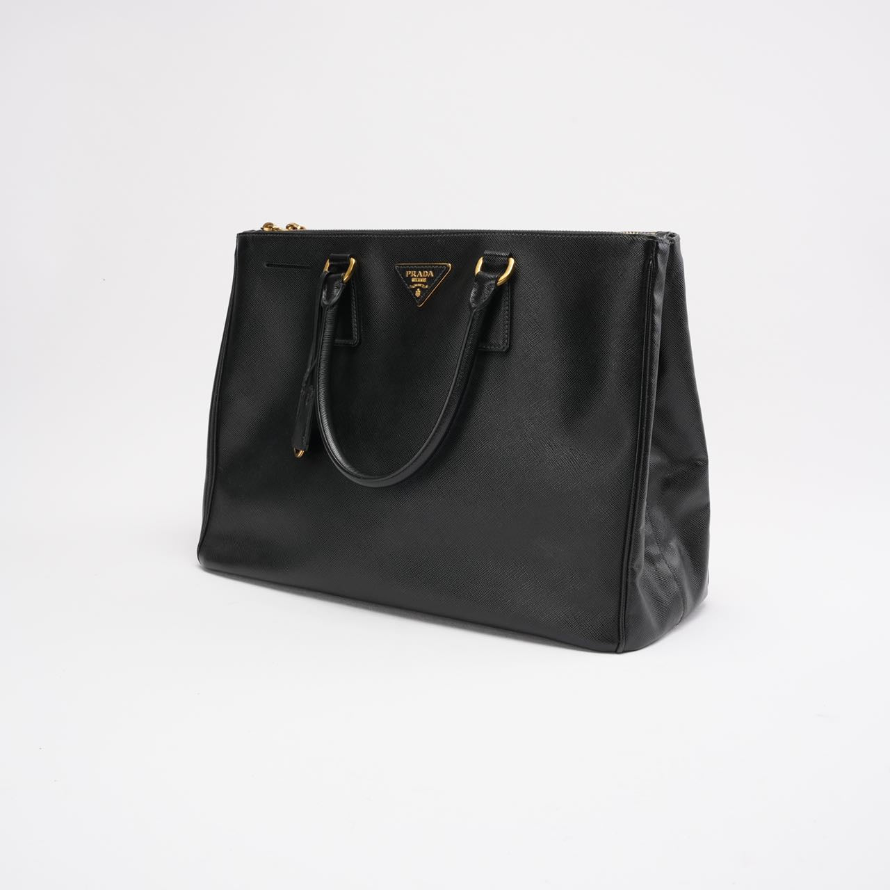Prada Black Galleria Medium Galleria Zip Tote Saffiano Leather