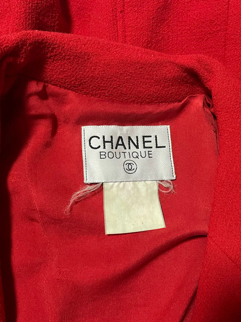 used-Chanel Vintage Red Jacket Dress with Gold CC Logo Button Details FR 38-MILOURA