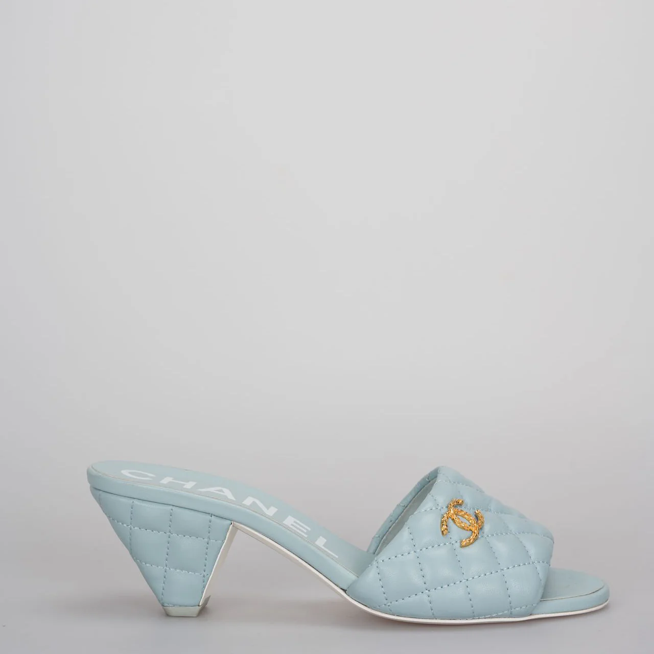 used-CHANEL Tiffany Blue Lambskin Quilted Textured CC Mules 38.5-MILOURA