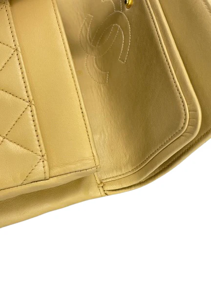 used-Chanel Beige Vintage Timeless Flap Bag Medium-MILOURA