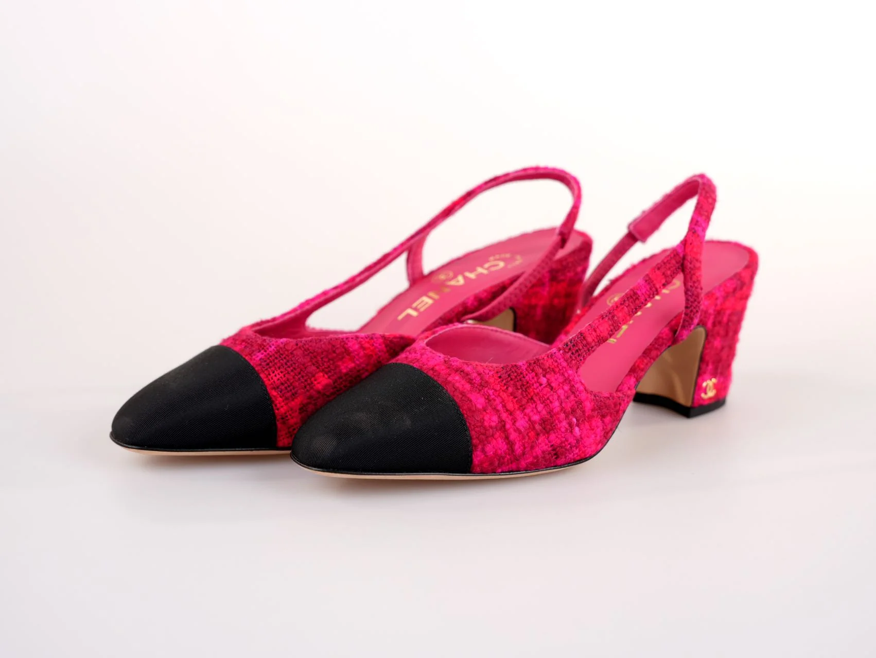 used-Chanel Pink/Black Tweed and Canvas CC Slingback Pumps Size 36.5C-MILOURA