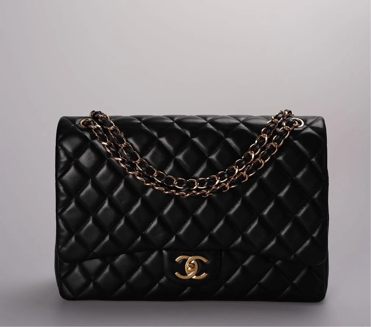 used-Chanel timeless Flap Quilted Maxi Lambskin Gold-tone Black-MILOURA