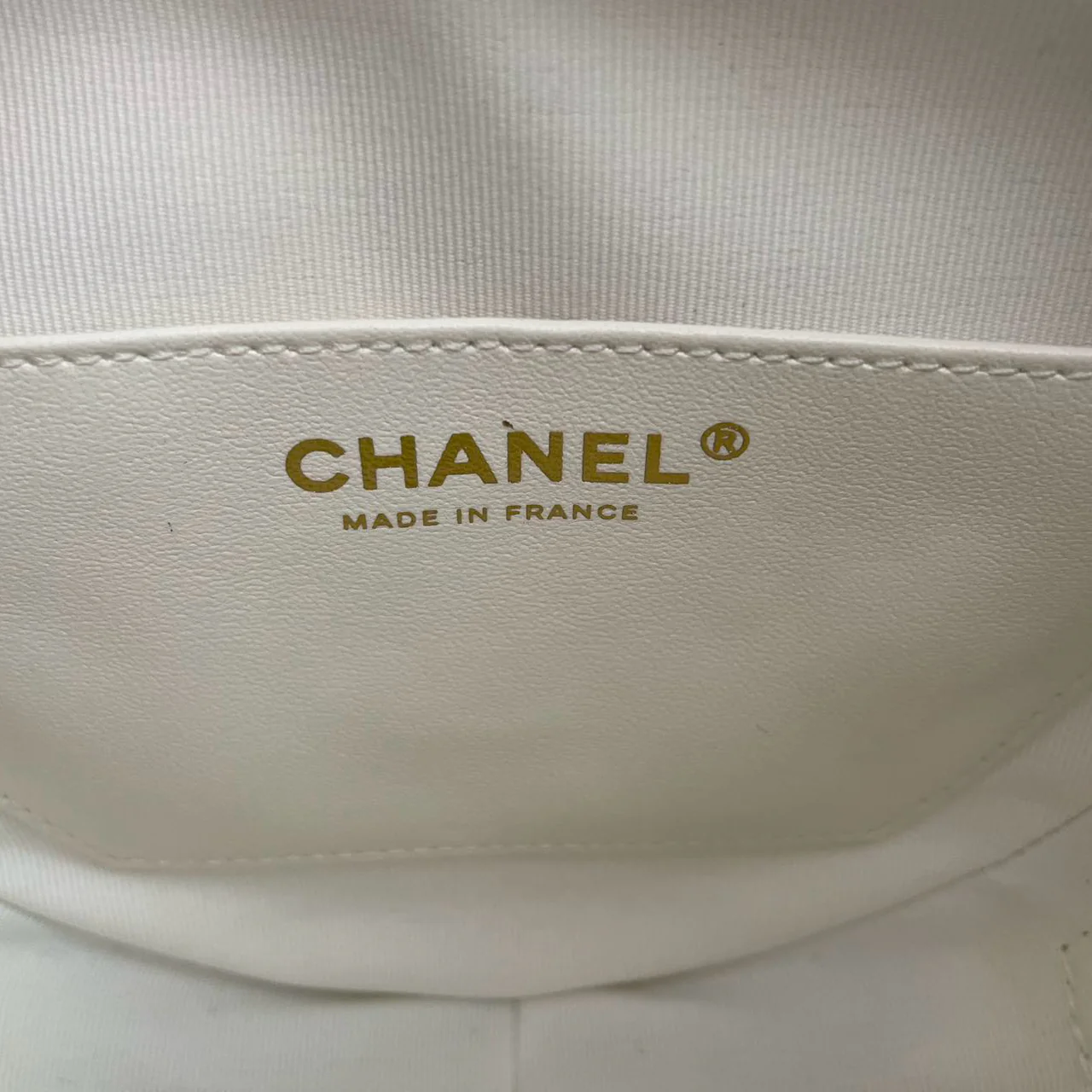 used-Chanel Heart Bag CC in Love Heart Clutch with Chain in White Lambskin with champagne Gold Hardware-MILOURA