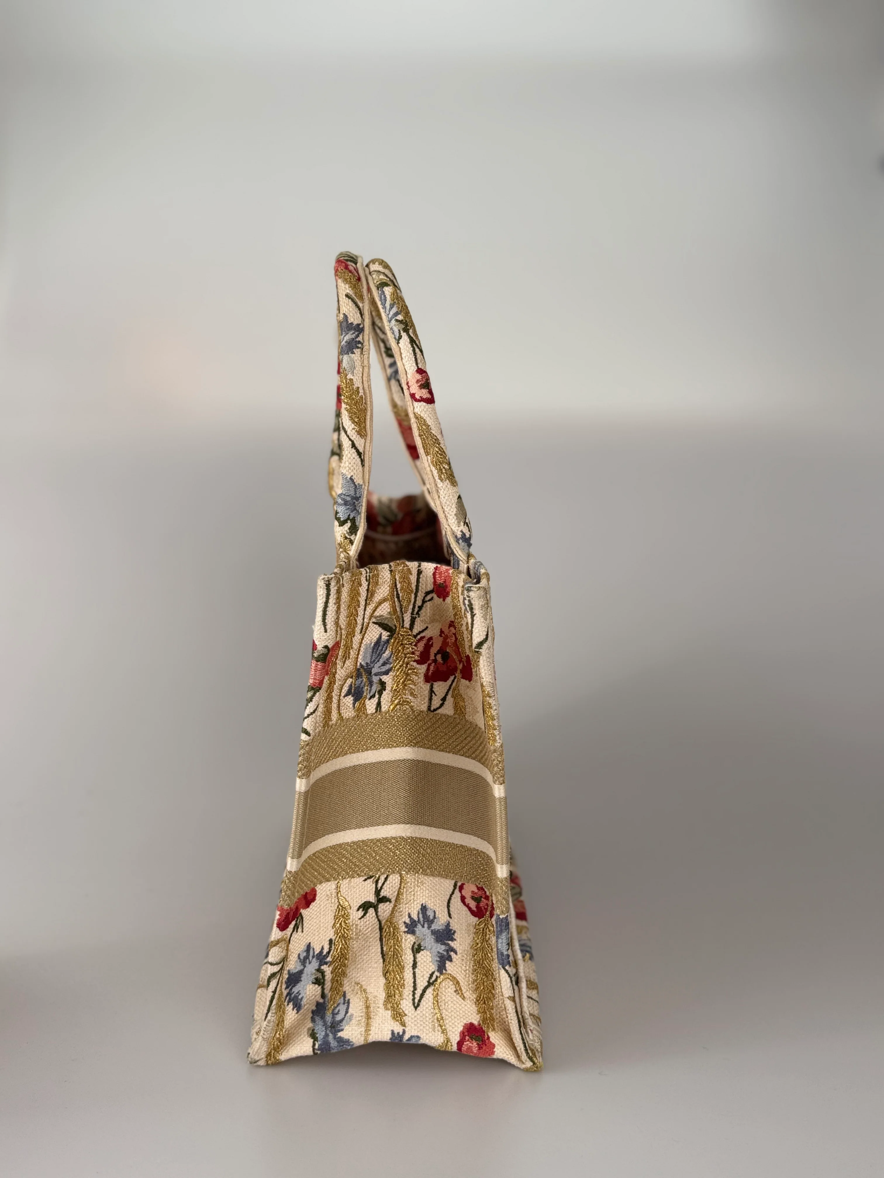 used-CHRISTIAN DIOR Beige Floral Embroidered Canvas Book Tote Medium-MILOURA