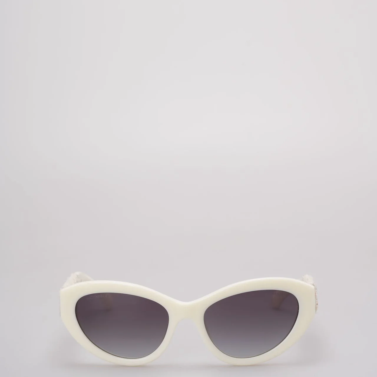 used-Chanel Acetate Tweed Wool CC Chain Sunglasses 5513-A White-MILOURA
