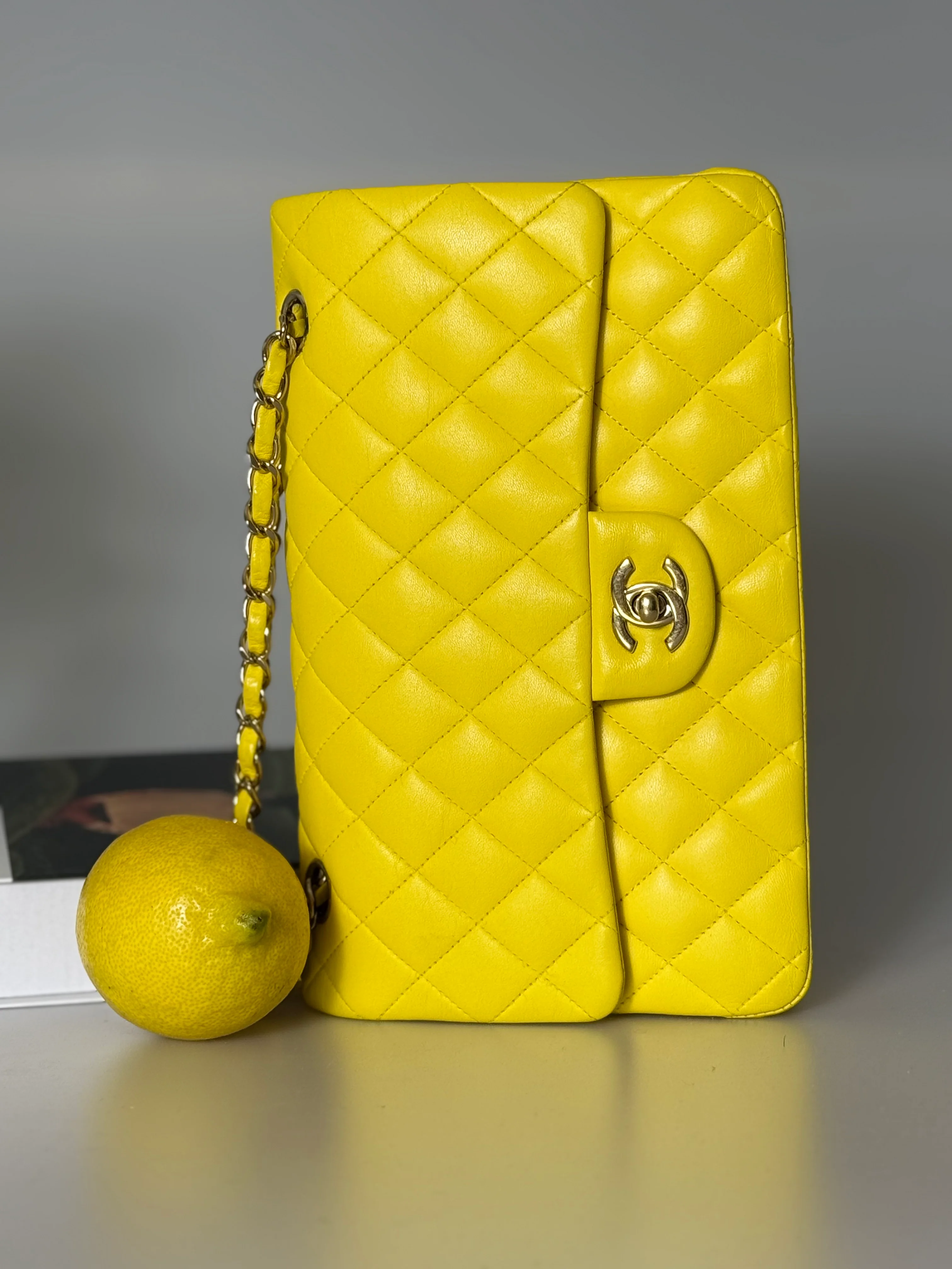 used-Chanel Medium Classic Flap Bag with Silber Hardware Yellow-MILOURA