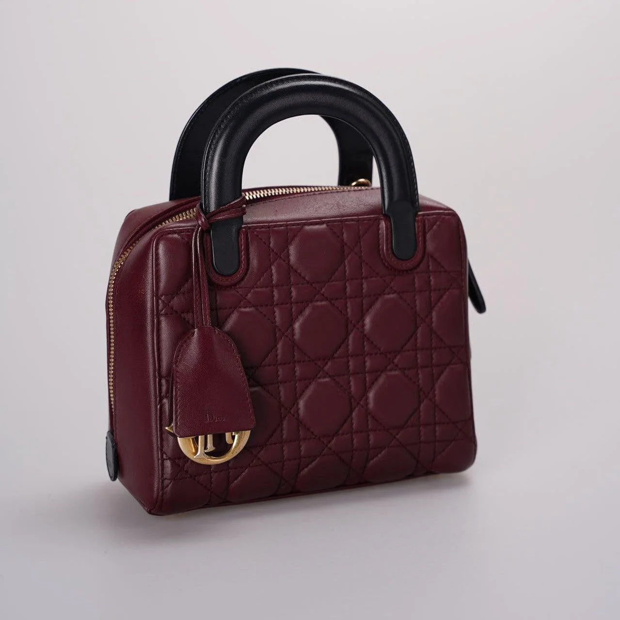 used-Christian Dior Lambskin Burgundy Cannage Lily Tote Bag-MILOURA