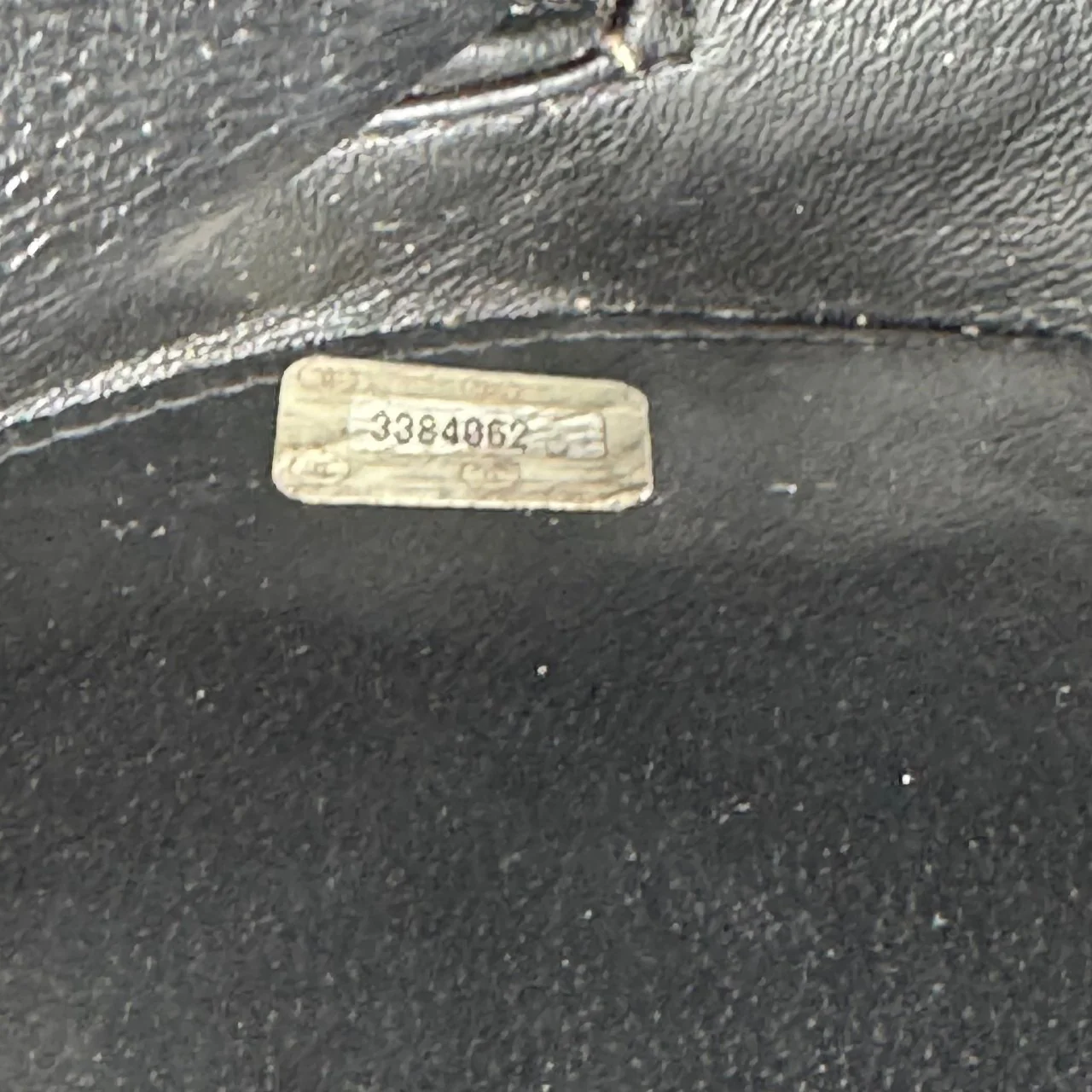 used-CHANEL 1995 BLACK ROUND VANITY CASE-MILOURA