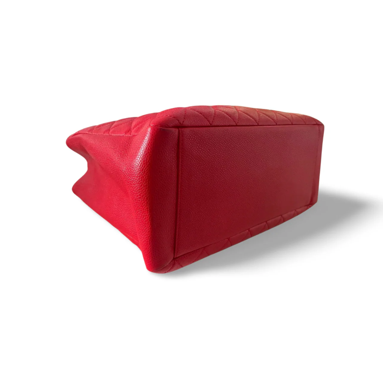 used-Chanel Red Medium Shopping Tote Bag with Gold Hardware-MILOURA