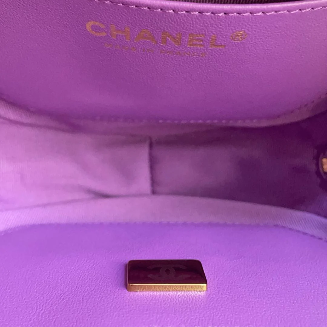 Chanel Purple CC in Love Heart Clutch in Lambskin 2022