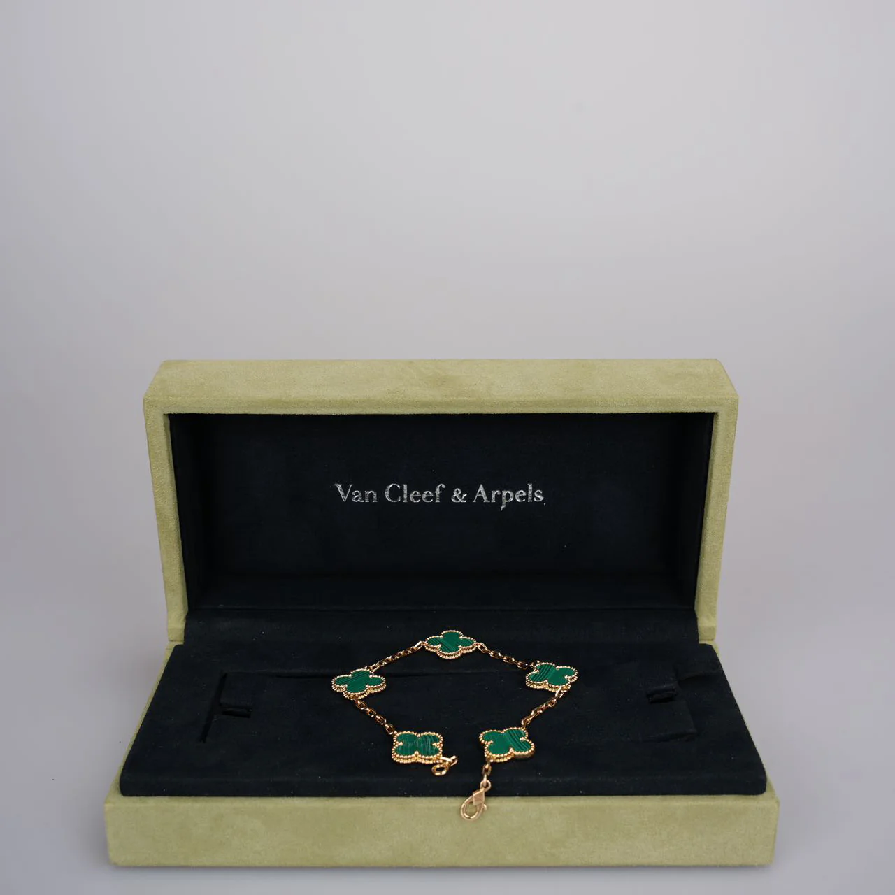 used-Van Cleef & Arpels 18k Yellow Gold Malachite 5 Motifs Vintage Alhambra Bracelet 2021-MILOURA
