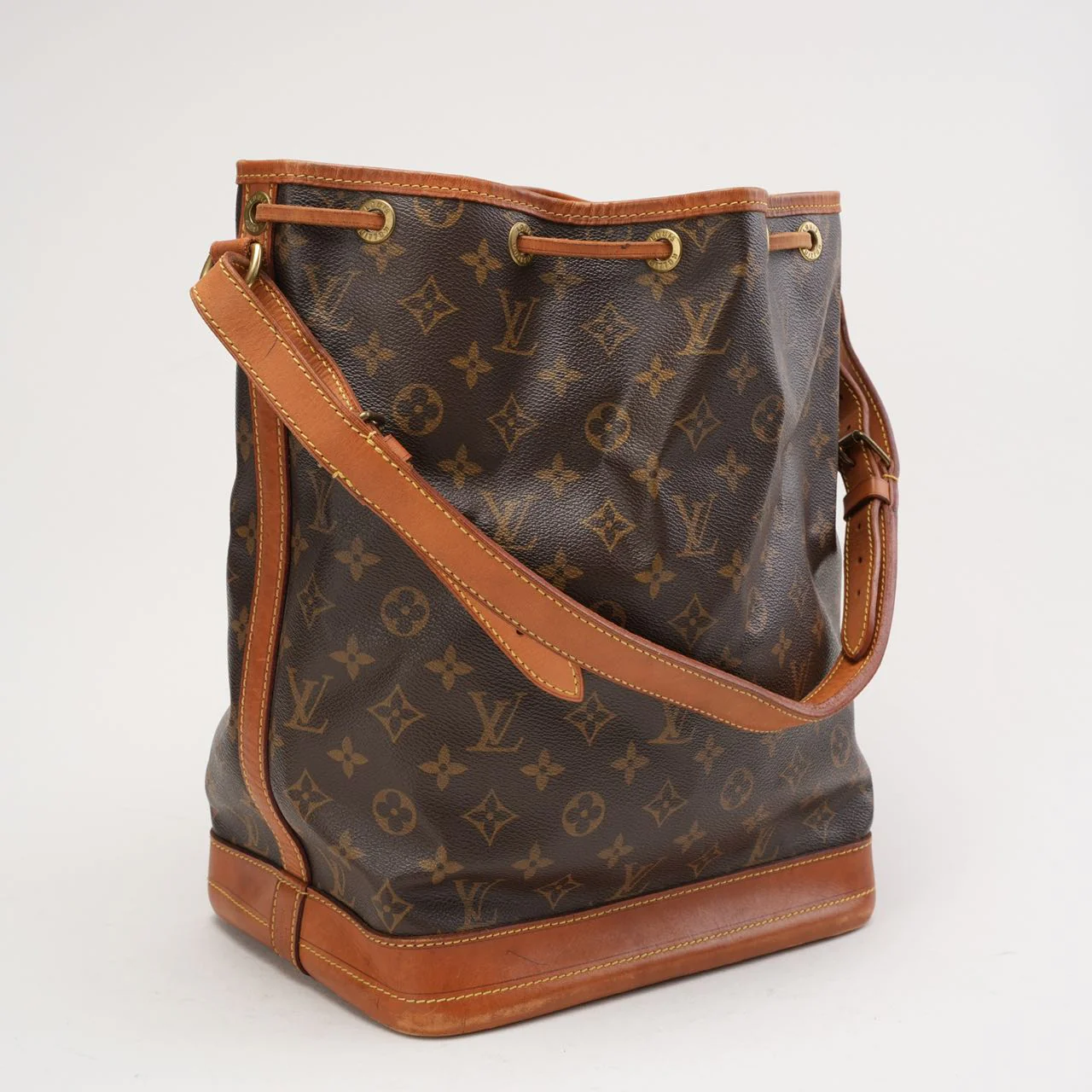 Louis Vuitton Vintage Monogram Noè GM 2008