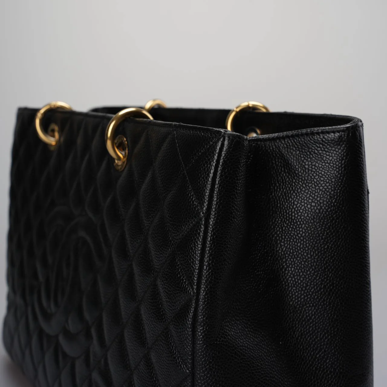 used-Chanel Large Grand Shopping Tote black GST Bag in Caviar Leather with Gold Hardware-MILOURA