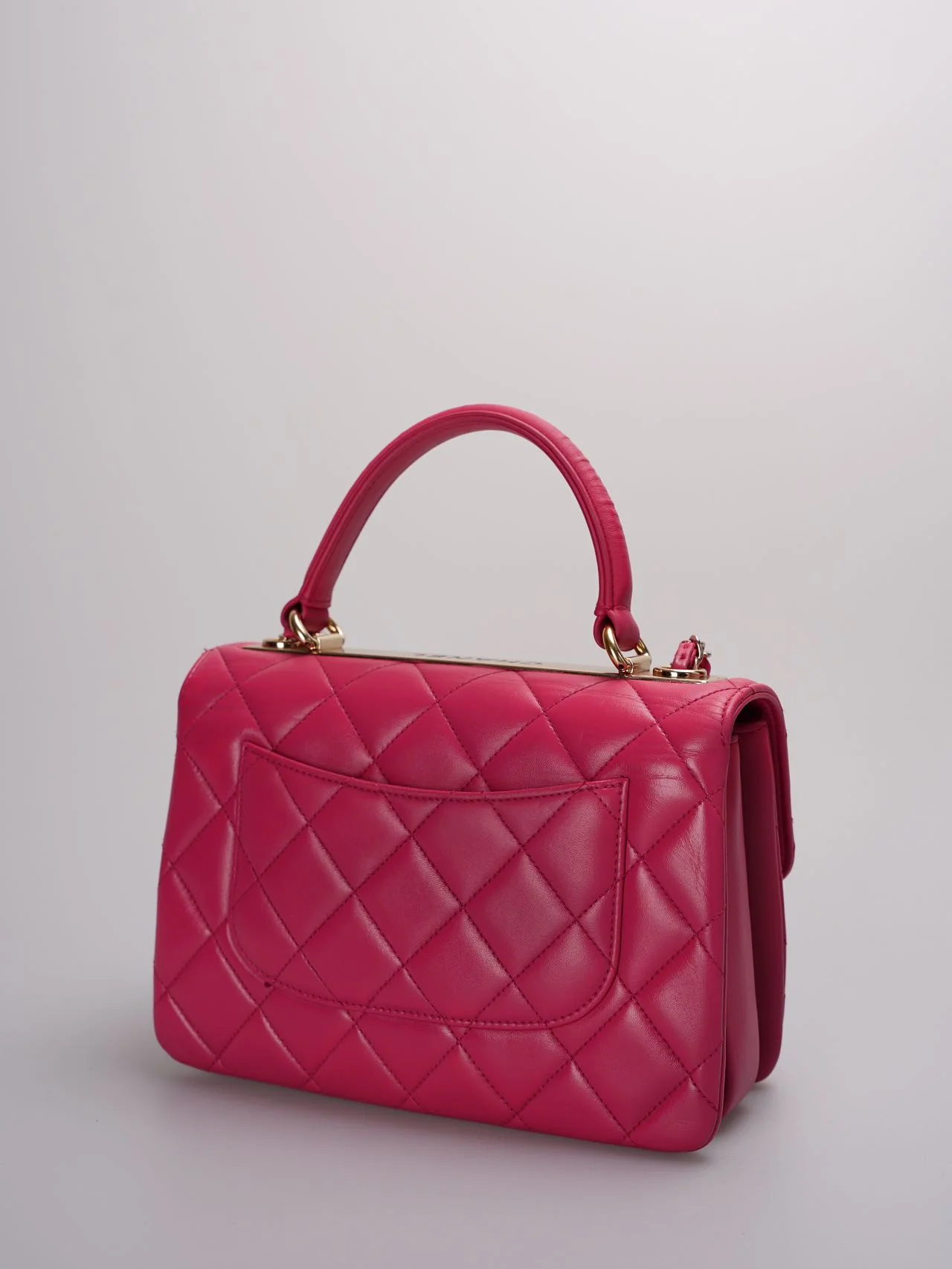 used-Chanel Trendy cc bag in hot pink with gold hardware in small size-MILOURA