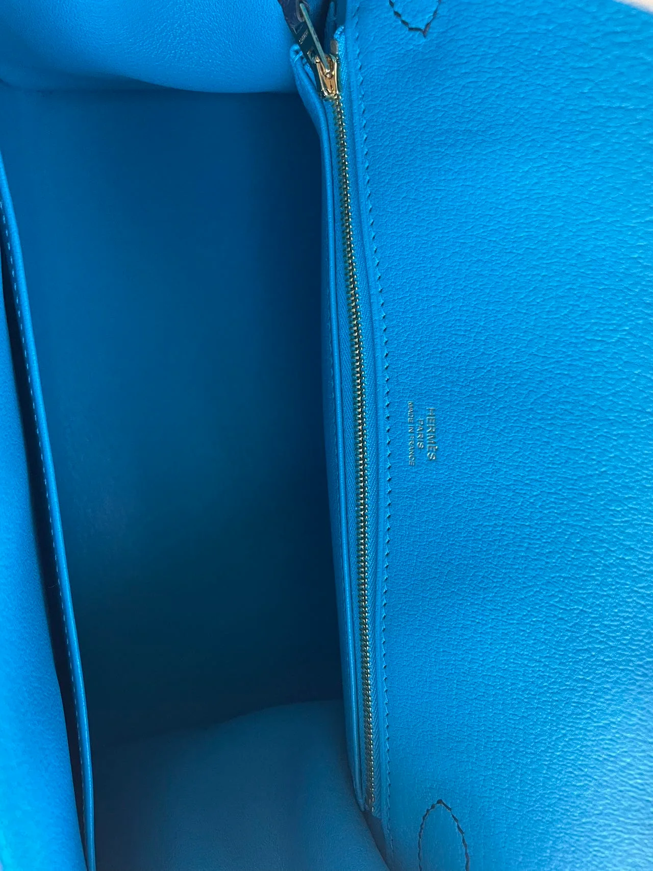 used-Hermes Birkin Bag 30 in Blue Indigo and Black Epsom Leather with Gold Hardware-MILOURA