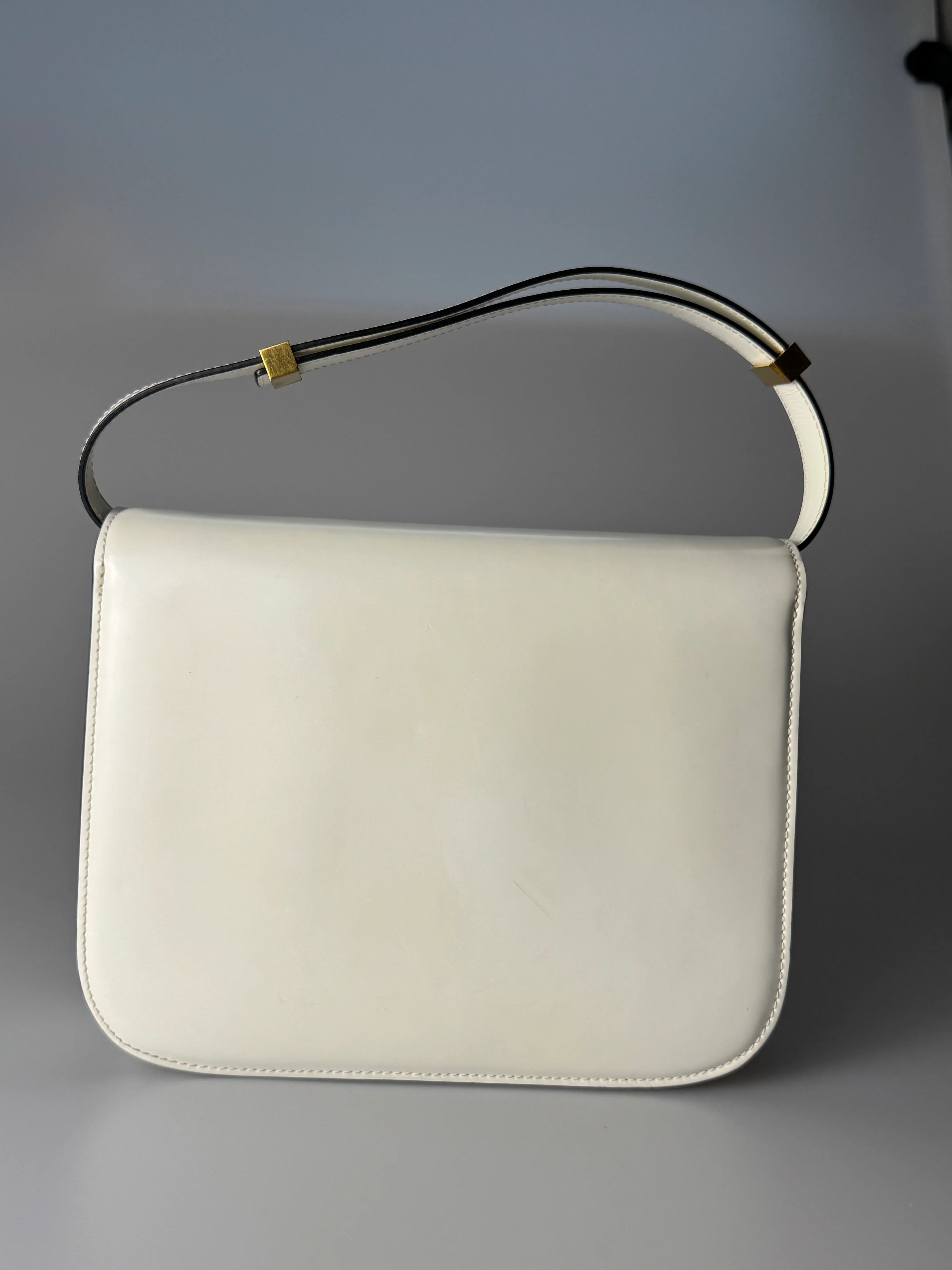 used-Celine bag Classic Box white leather shoulder bag-MILOURA