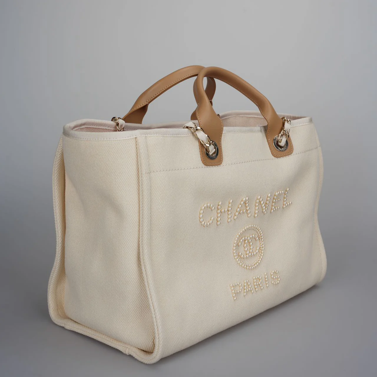 used-Chanel Deauville Pearl Tote Beige white medium-MILOURA