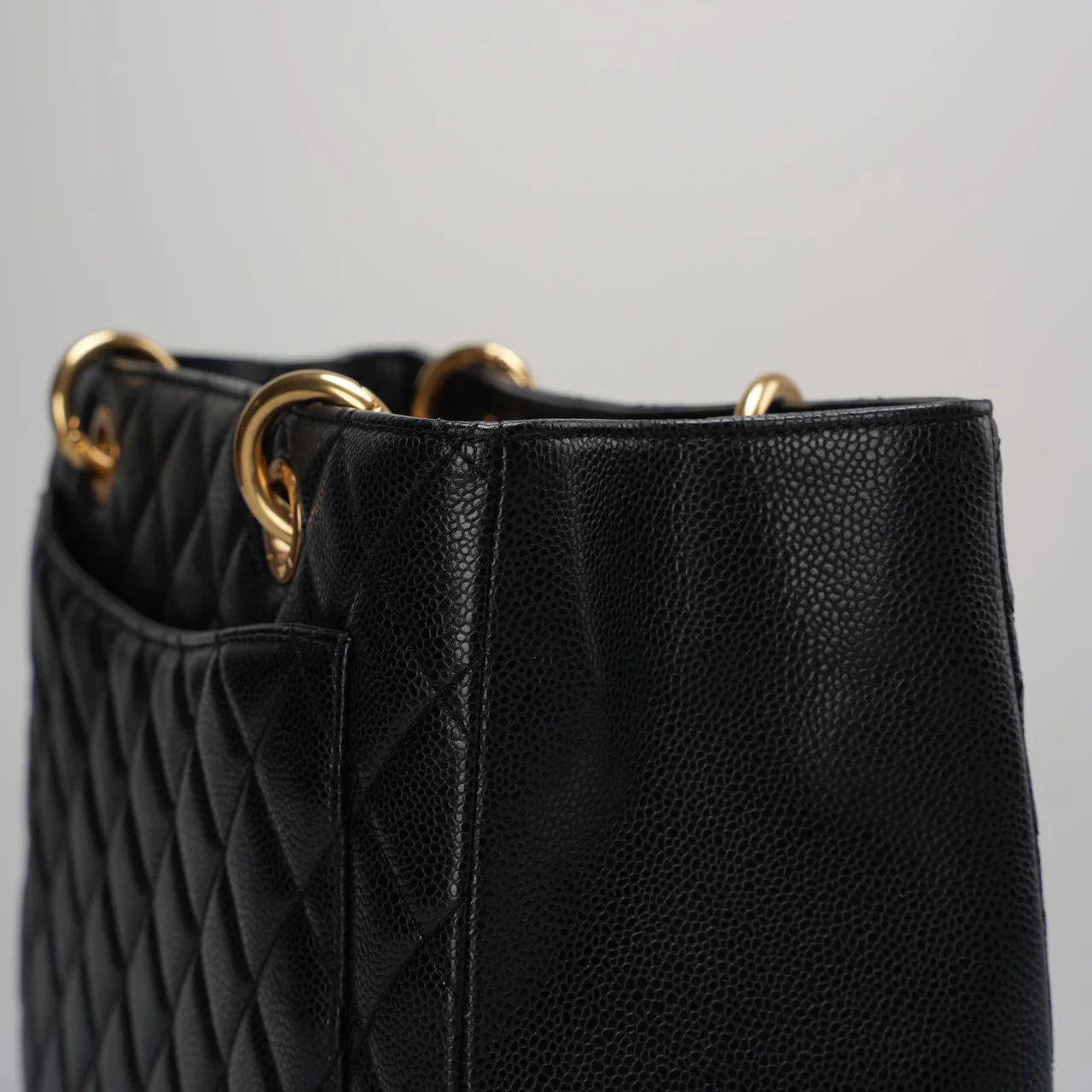 used-Chanel Medium Grand Shopping Tote Black GST Bag in caviar Leather with Gold Hardware from 2013-MILOURA