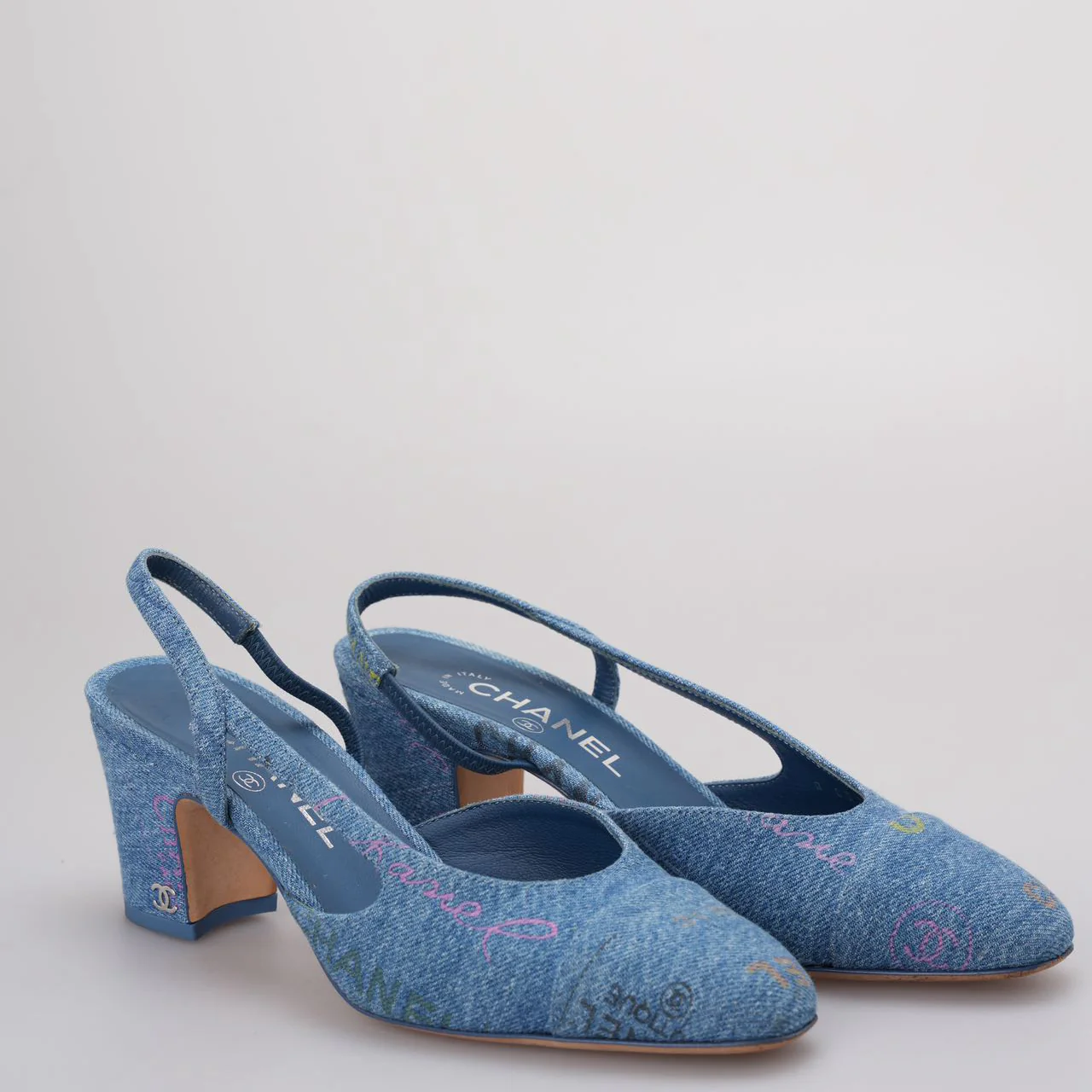 Chanel Denim Cap Toe CC Slingback Pumps – Light Blue & Multicolor, Size 36.5