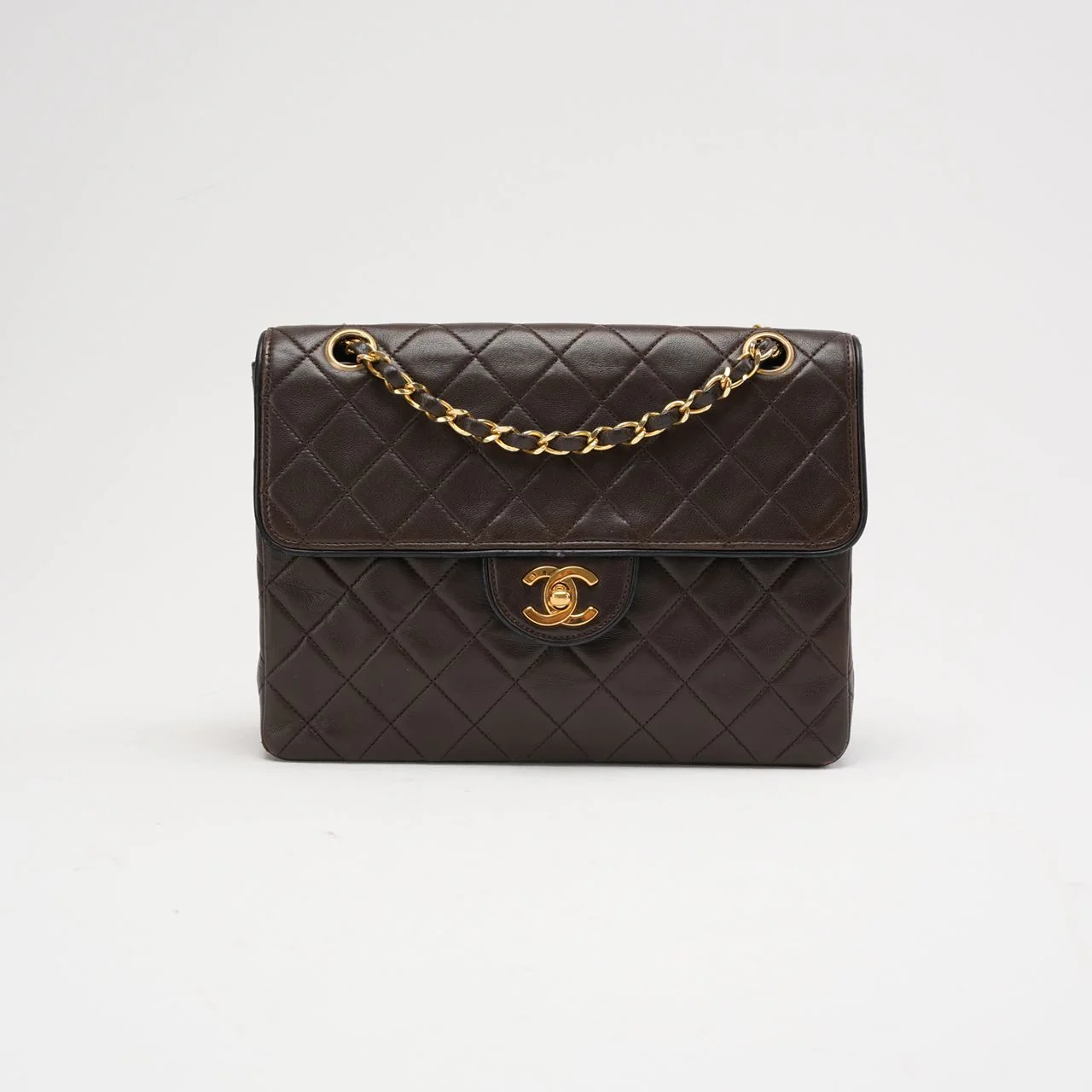 Sac à rabat classique bicolore marron Chanel Vintage 1991