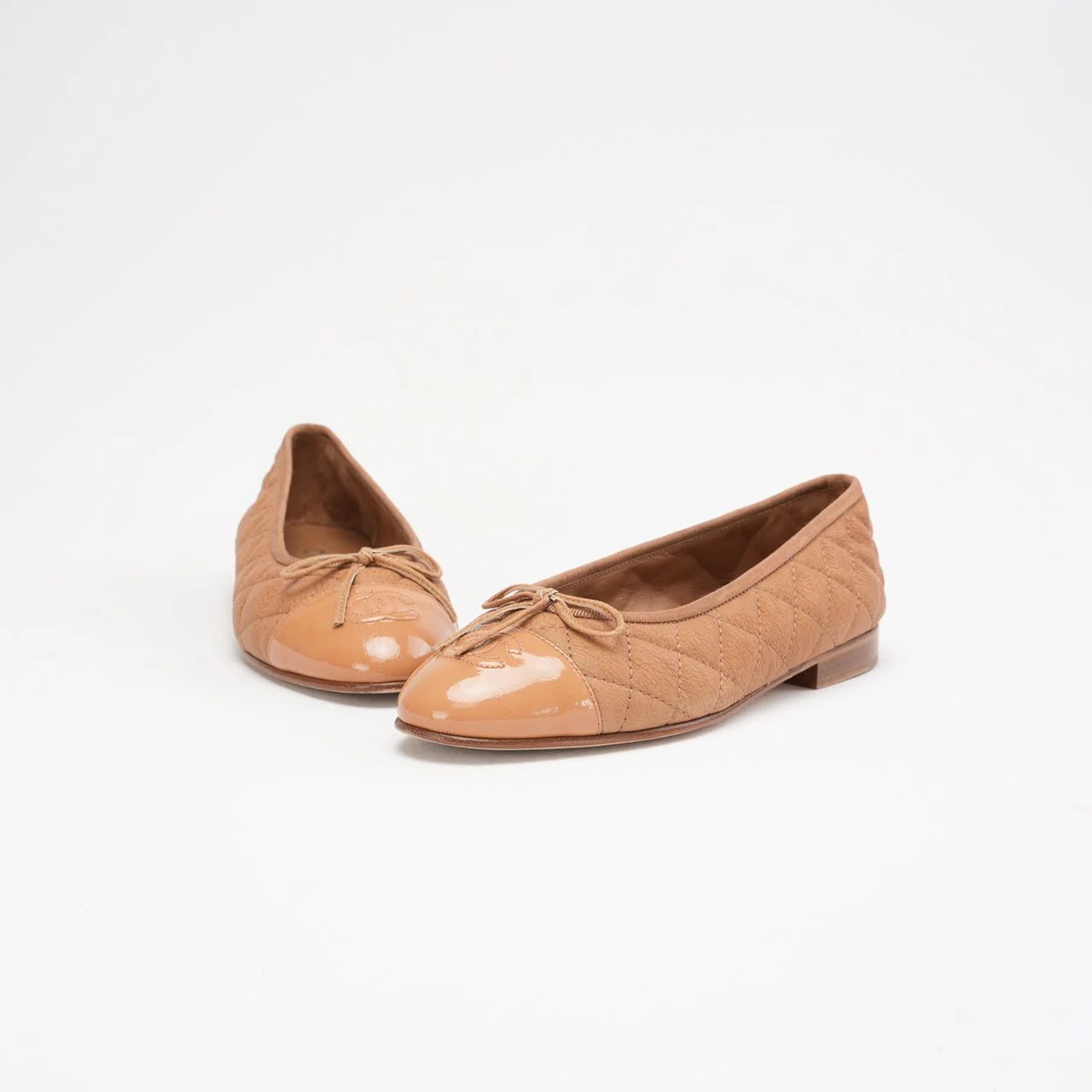 Chanel Brown Quilted Leather CC Bow Ballet Flats Size 37