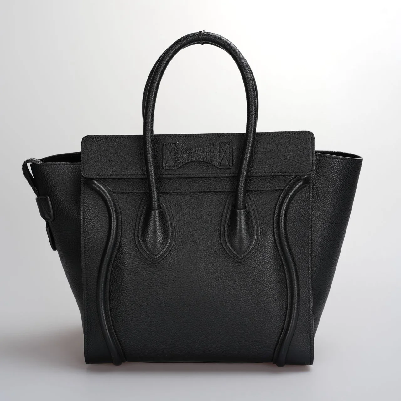 used-CELINE Micro Luggage leather handbag in Black-MILOURA