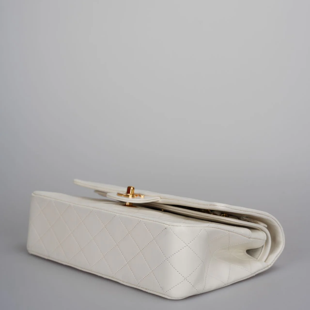 used-Chanel Vintage Small Timeless Classic Double Flap Bag in White Quilted Leather-MILOURA