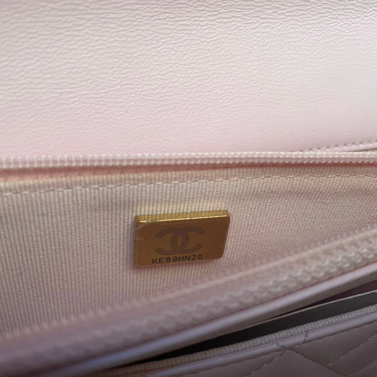 used-Chanel baby Pink Quilted Lambskin Pearl Wallet On Chain Bag-MILOURA