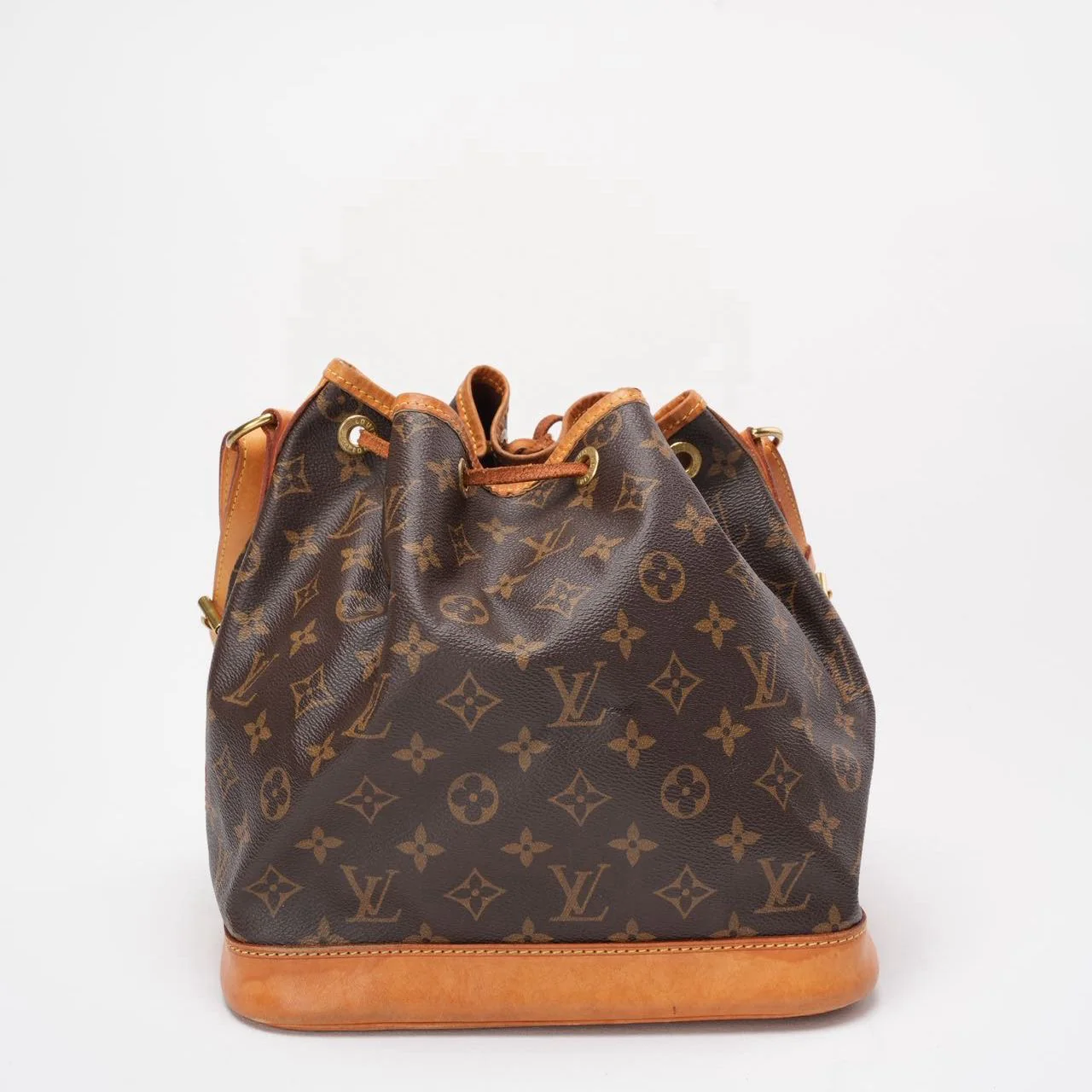 Louis Vuitton Petit Noe Bucket Bag
