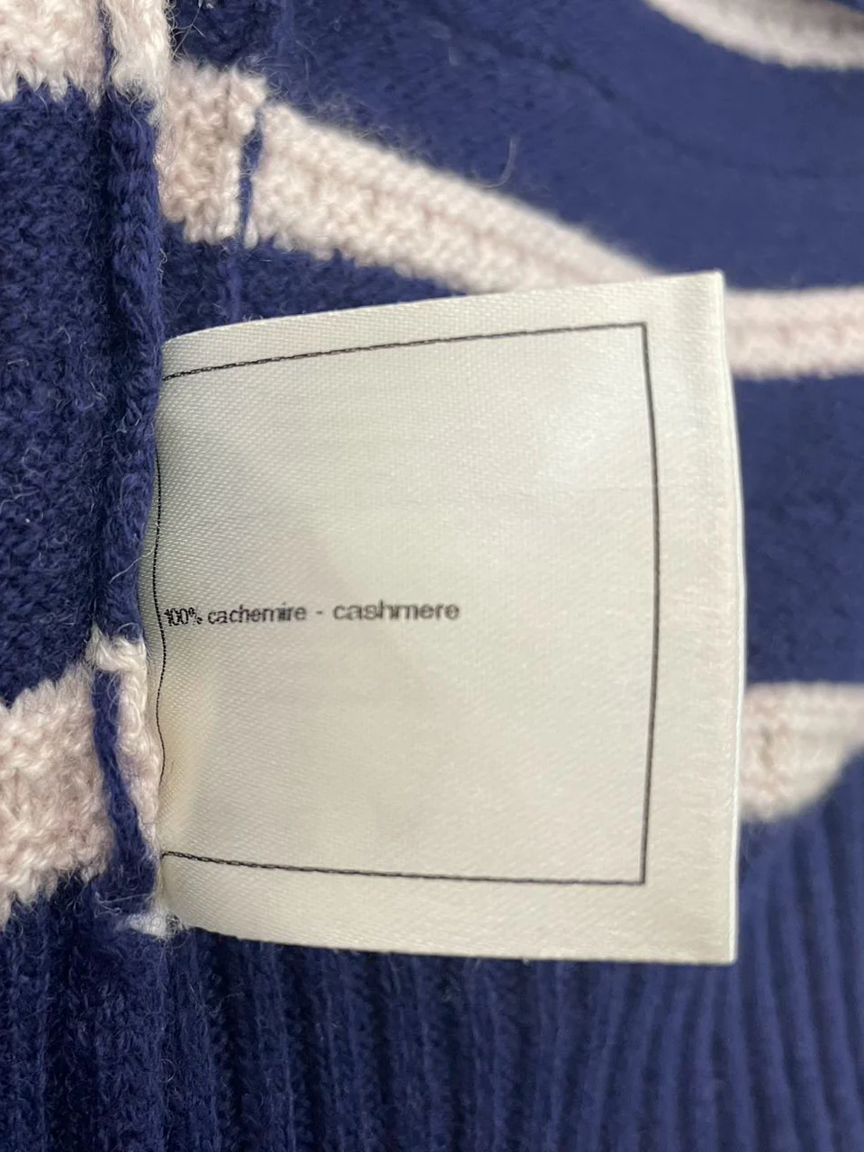 used-CHANEL cashmere Striped Dress in Navy Blue and White FR 34-MILOURA