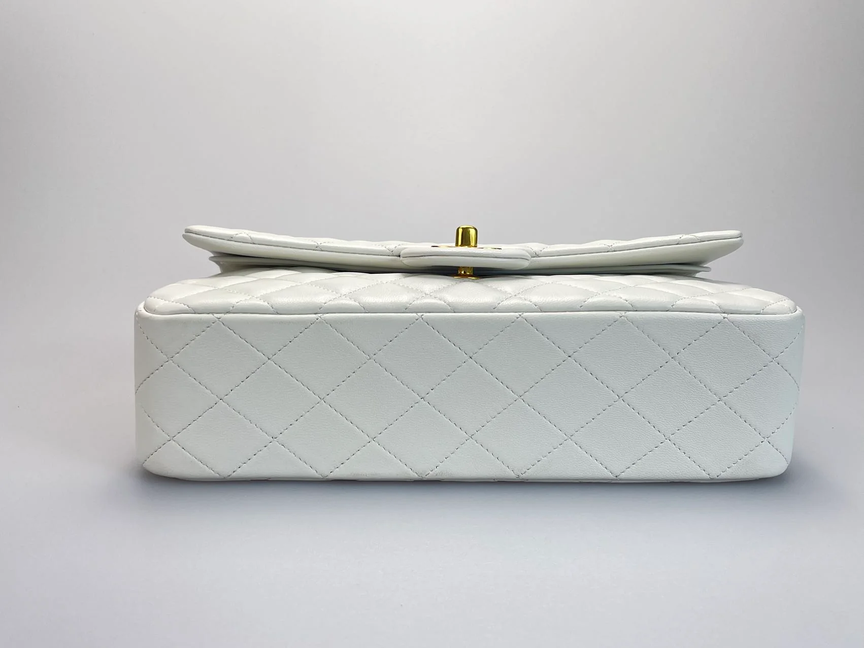 used-Chanel Vinateg White Classic Flap Bag with Gold Hardware-MILOURA