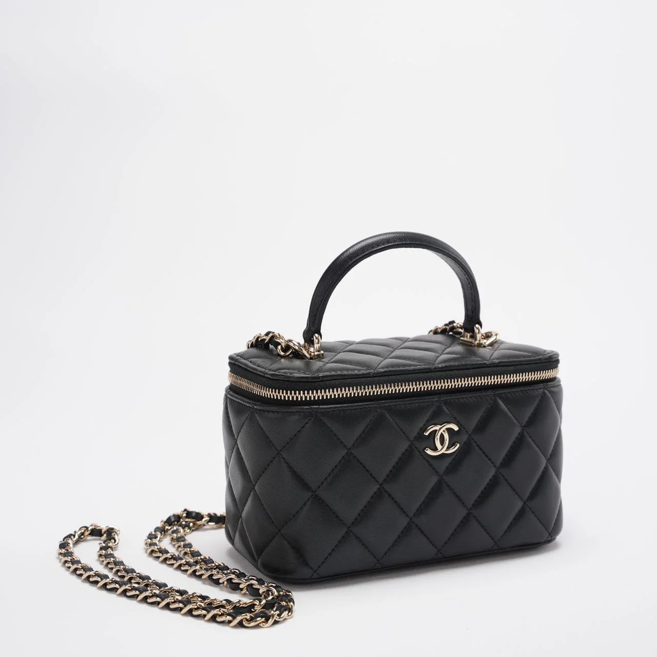 Chanel Vanity Case Bag Black Quilted Lambskin Bag with Gold Hardware Side High Quality Designer Jewelry
