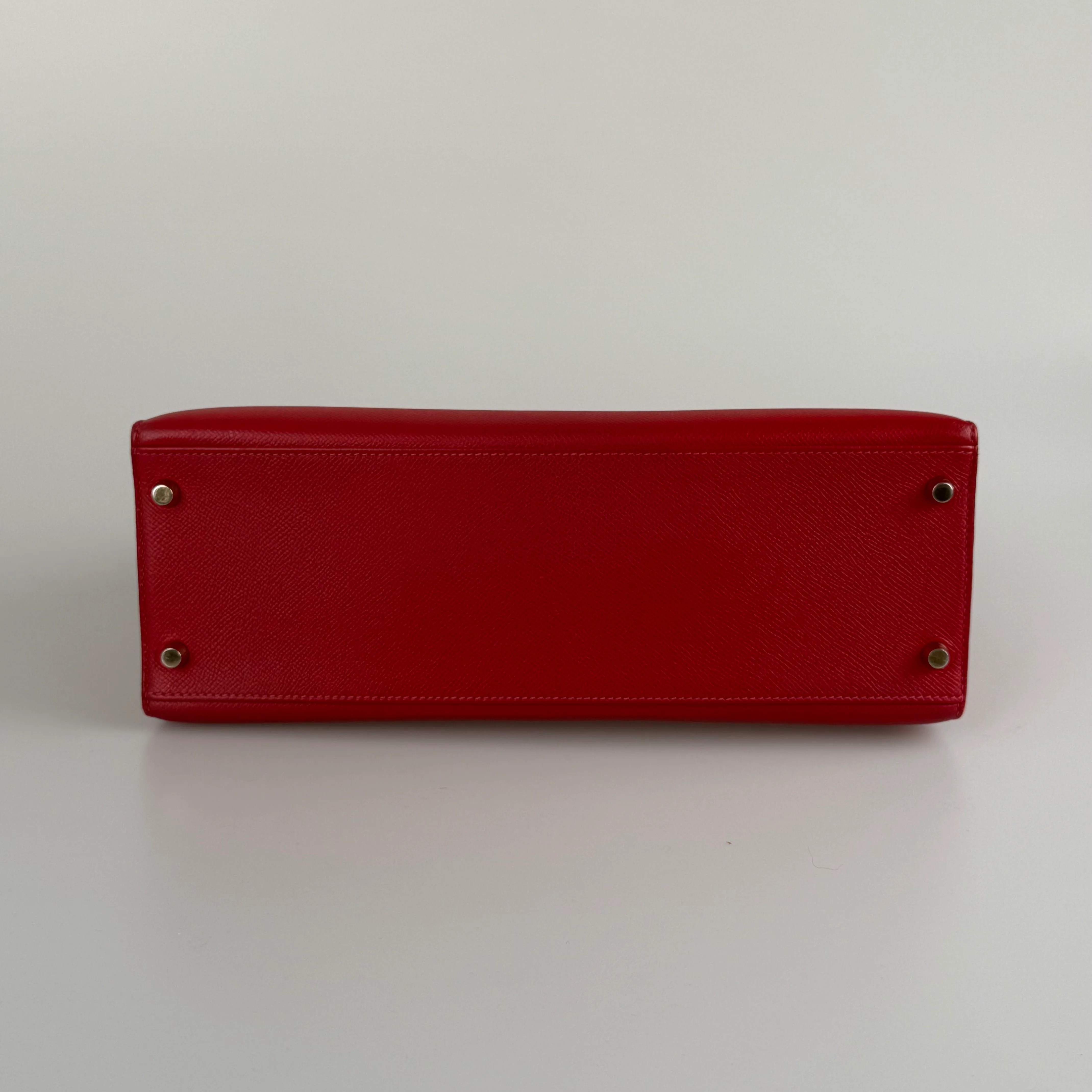 used-Hermes Kelly 32 Sellier Bag Rouge Casaque Epsom Leather Gold Hardware-MILOURA