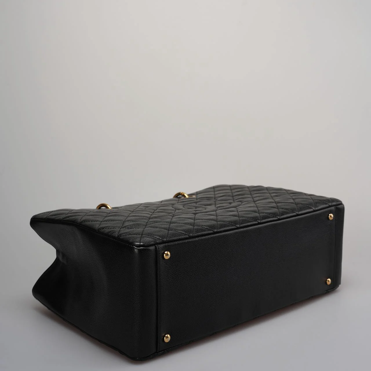 used-Chanel Large Black Grand Shopping XL GST Tote Bag in Caviar Leather with Gold Hardware-MILOURA