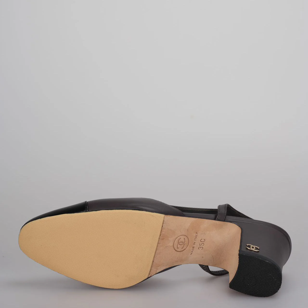 used-Chanel black burgundy leather slingback pumps with CC logo 35-MILOURA