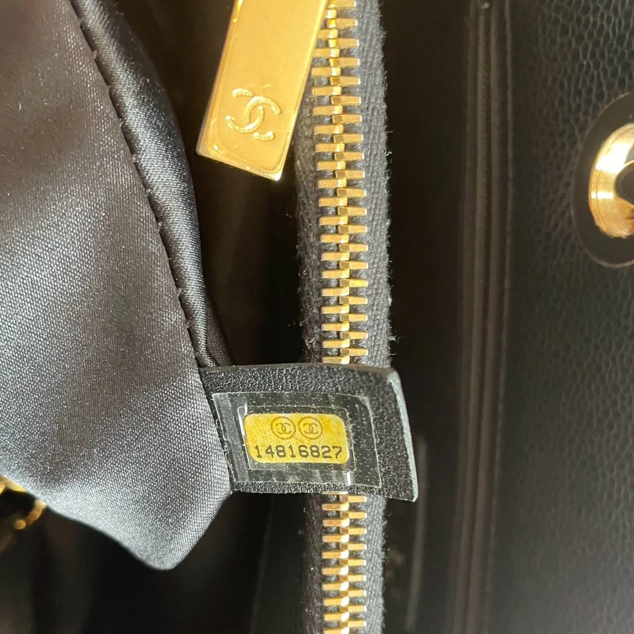 used-Chanel Grand Shopping Tote Black GST Bag in Caviar Leather with Gold Hardware Medium-MILOURA