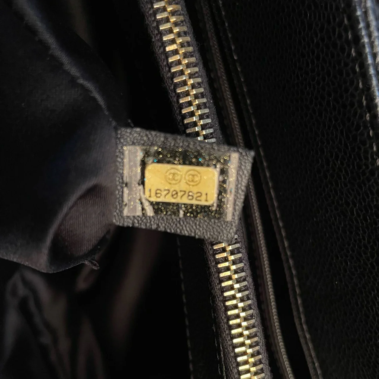 used-Chanel Grand Shopping Tote Black GST Bag in Caviar Leather with Gold Hardware from 2012-MILOURA