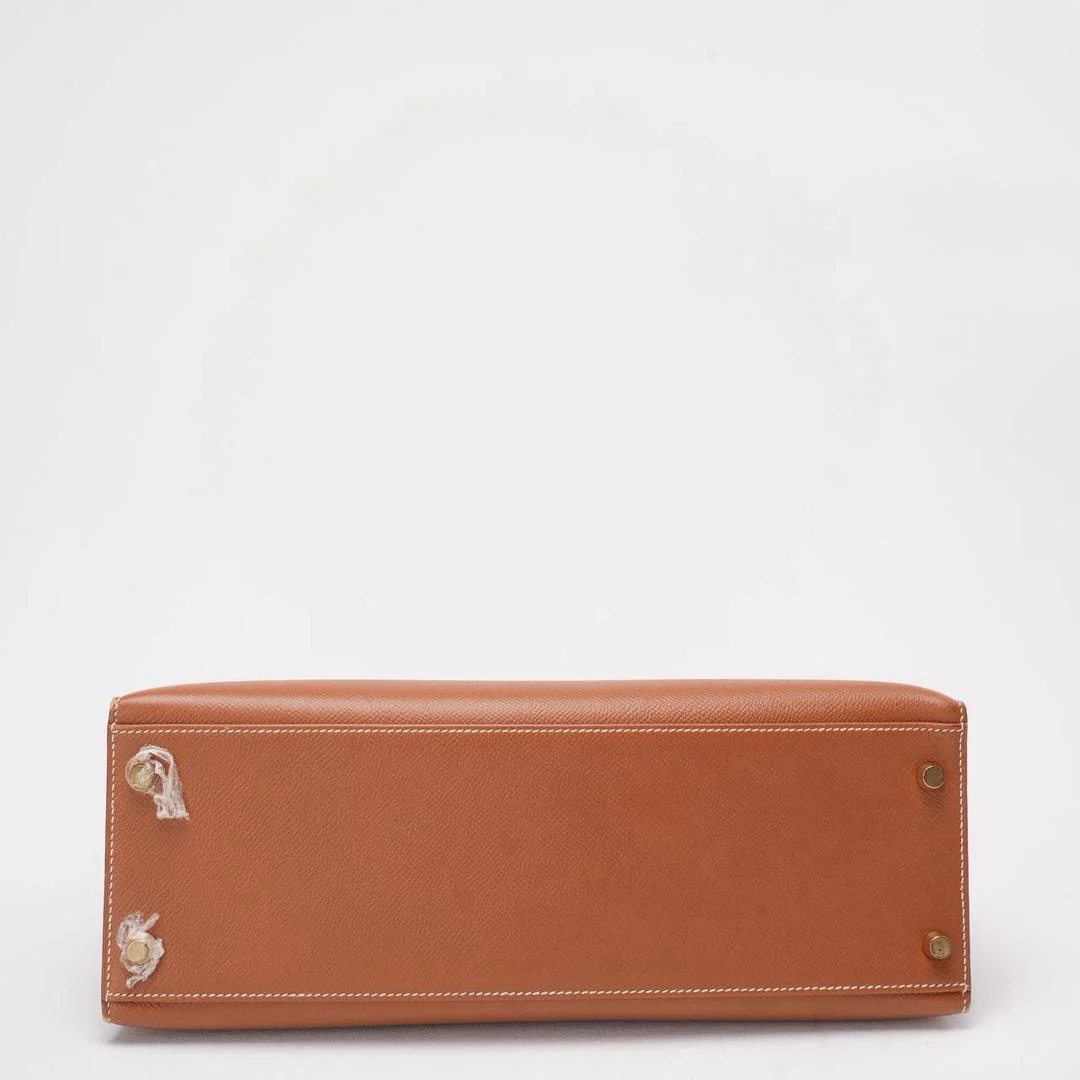Hermès Vintage Gold Kelly Sellier 32 Epsom D Square 2000