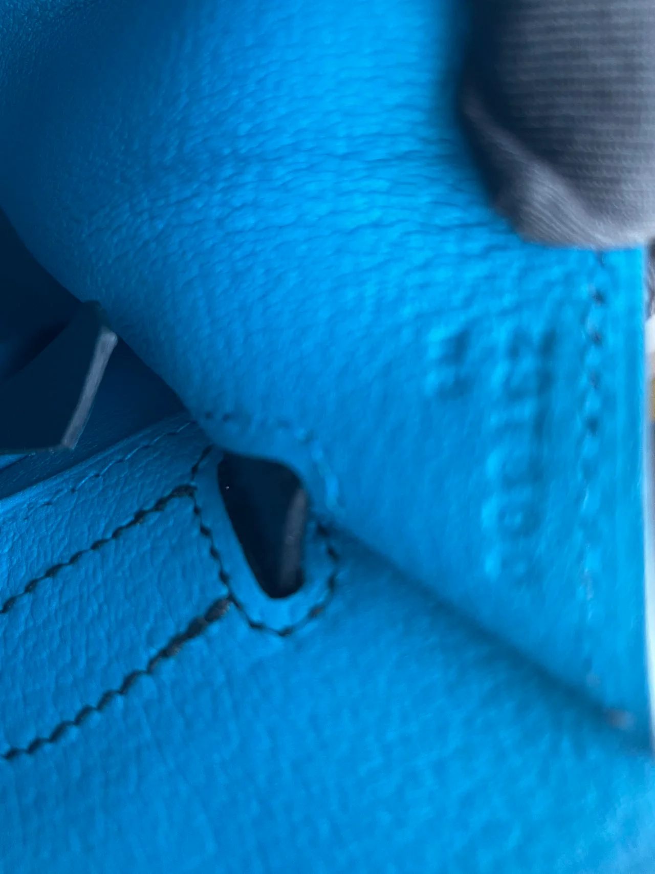 used-Hermes Birkin Bag 30 in Blue Indigo and Black Epsom Leather with Gold Hardware-MILOURA