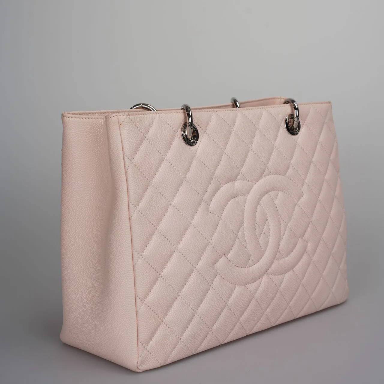 used-Chanel Grand Shopping Tote Light Pink GST Bag in Caviar Leather with Silver Hardware-MILOURA