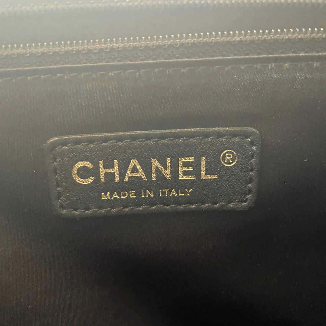 used-Chanel Grand Shopping Tote Black GST Bag in Caviar Leather with Gold Hardware Medium-MILOURA