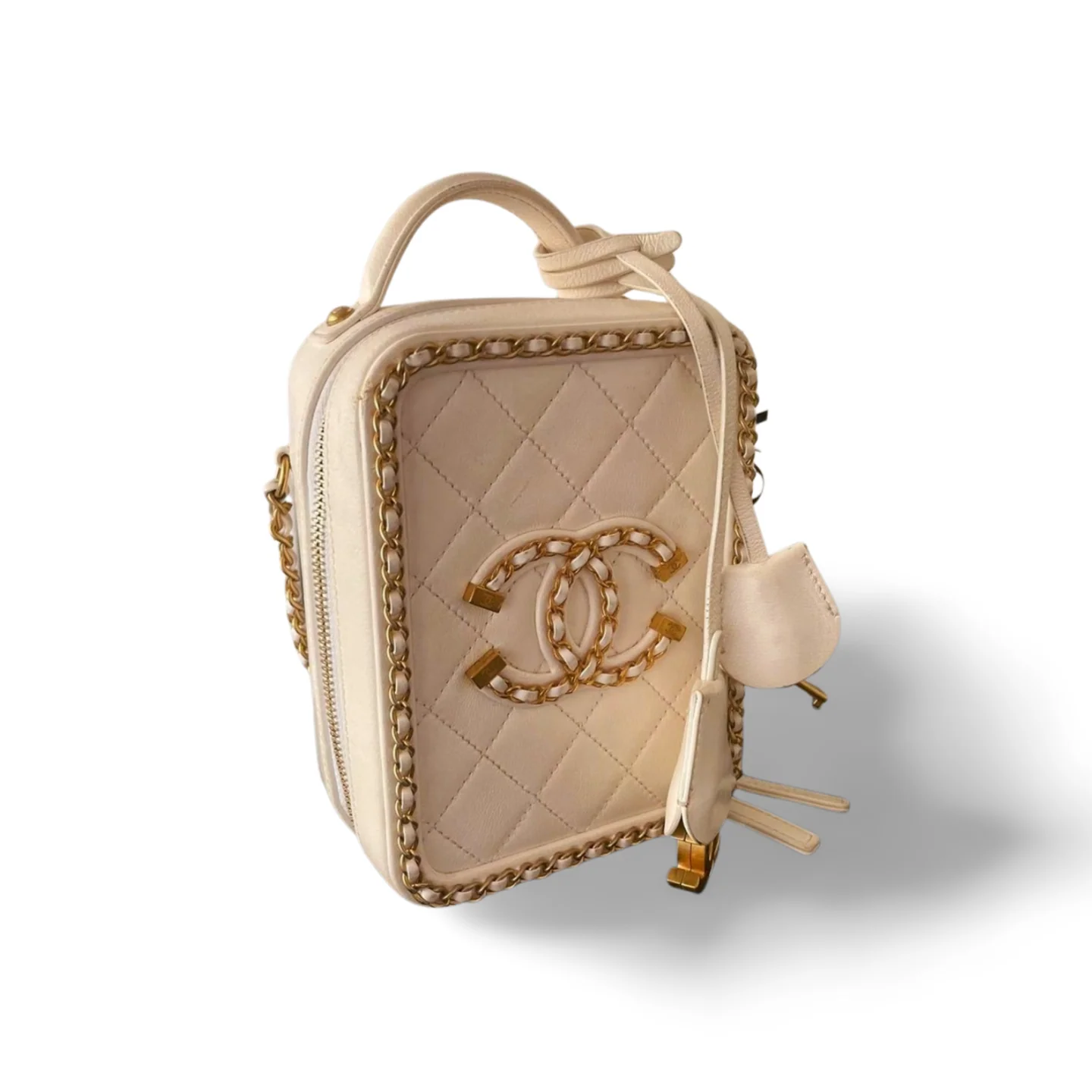 used-Chanel White Vanity Case Bag in Lambskin Leather-MILOURA