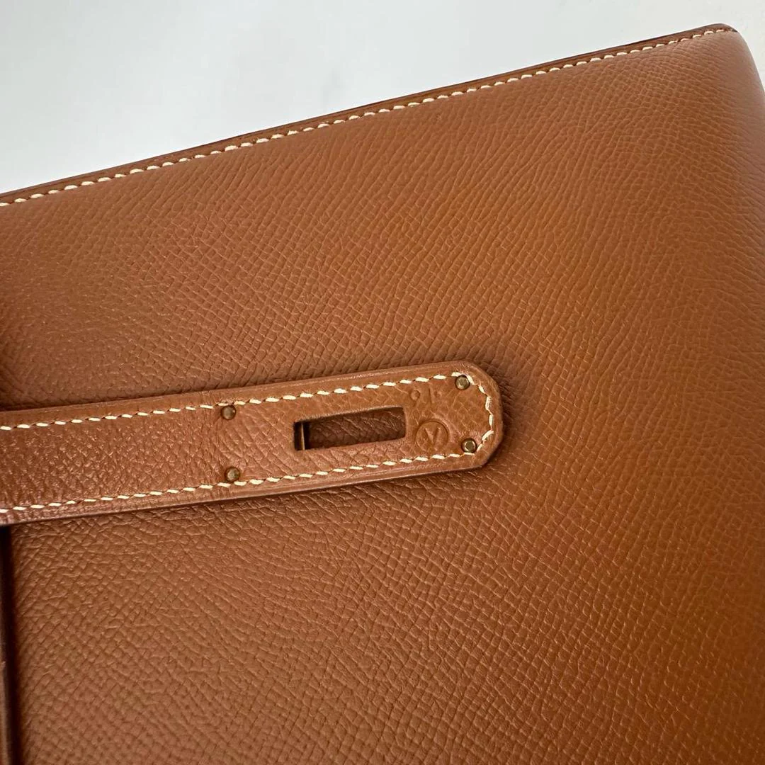 Hermès Vintage Kelly Sellier 32 Gold Leather V Cricle 1992