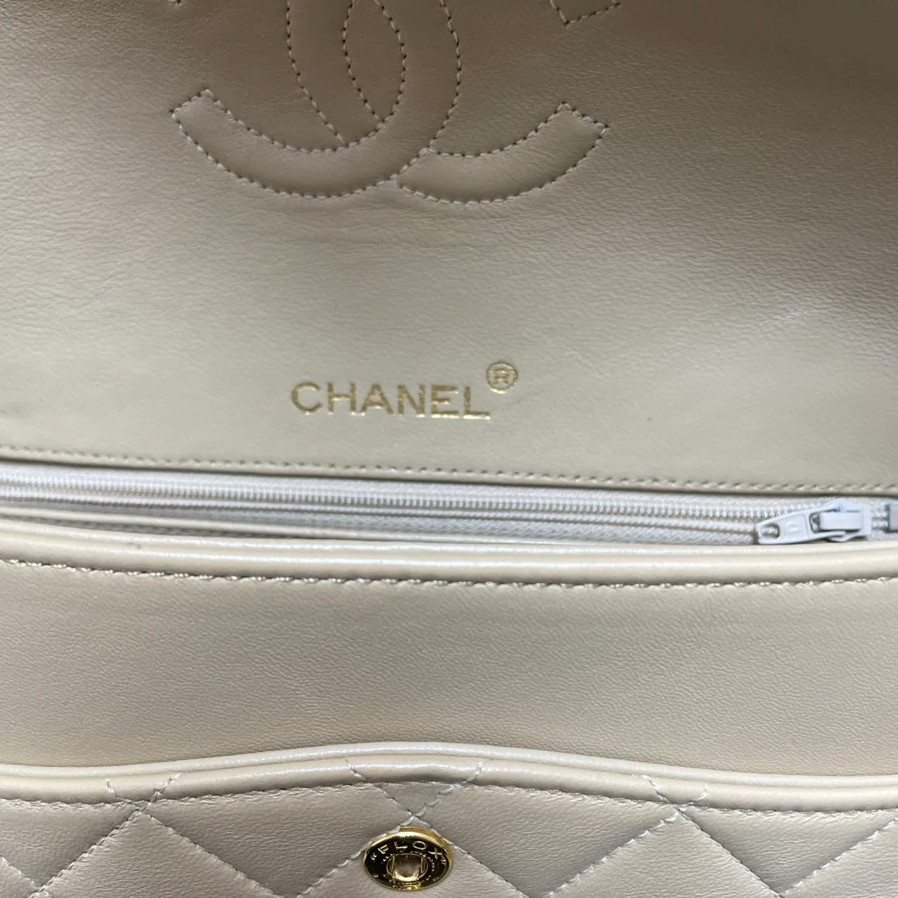 Chanel Vintage Medium Beige Classic Double Flap Bag 1991