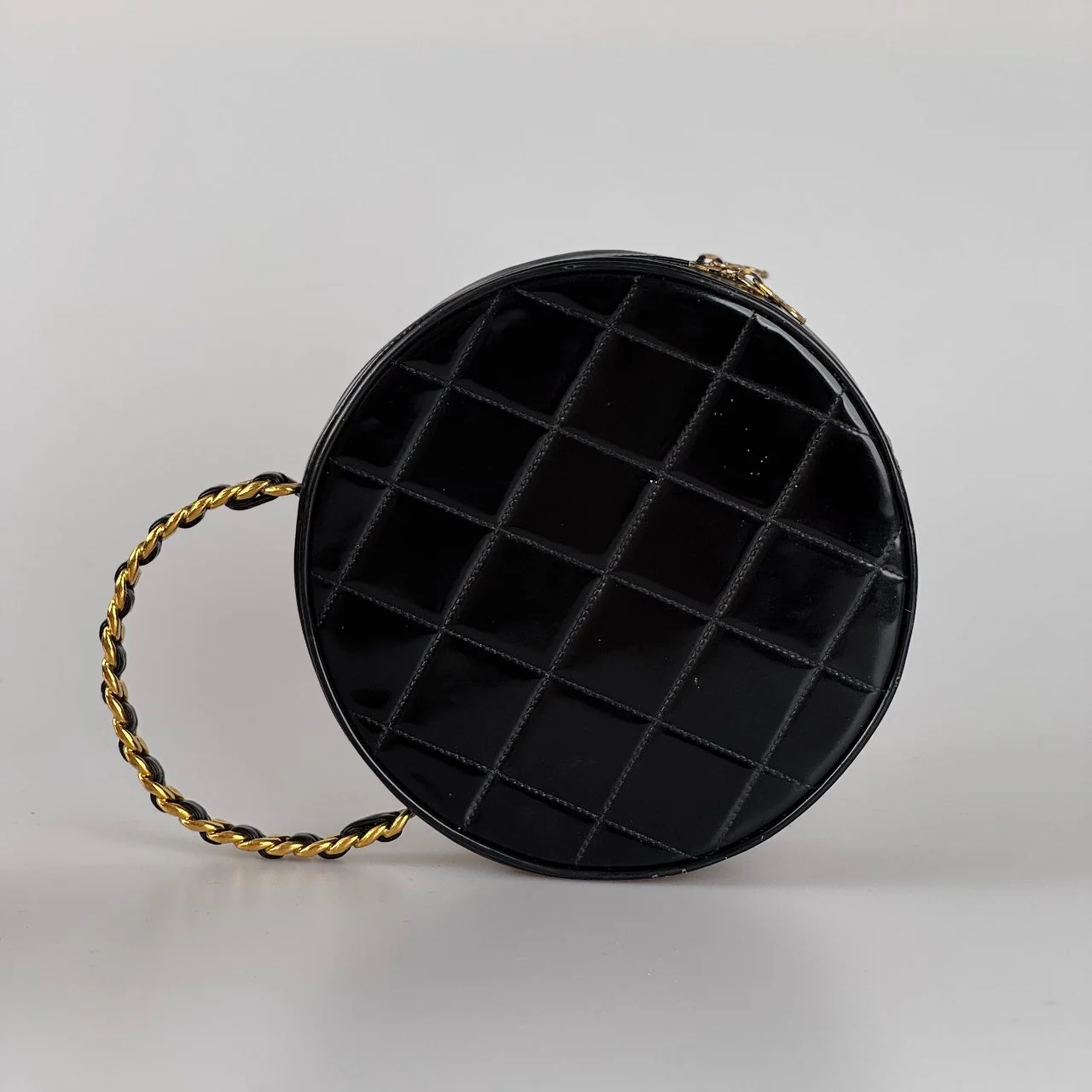 used-CHANEL 1995 BLACK ROUND VANITY CASE-MILOURA