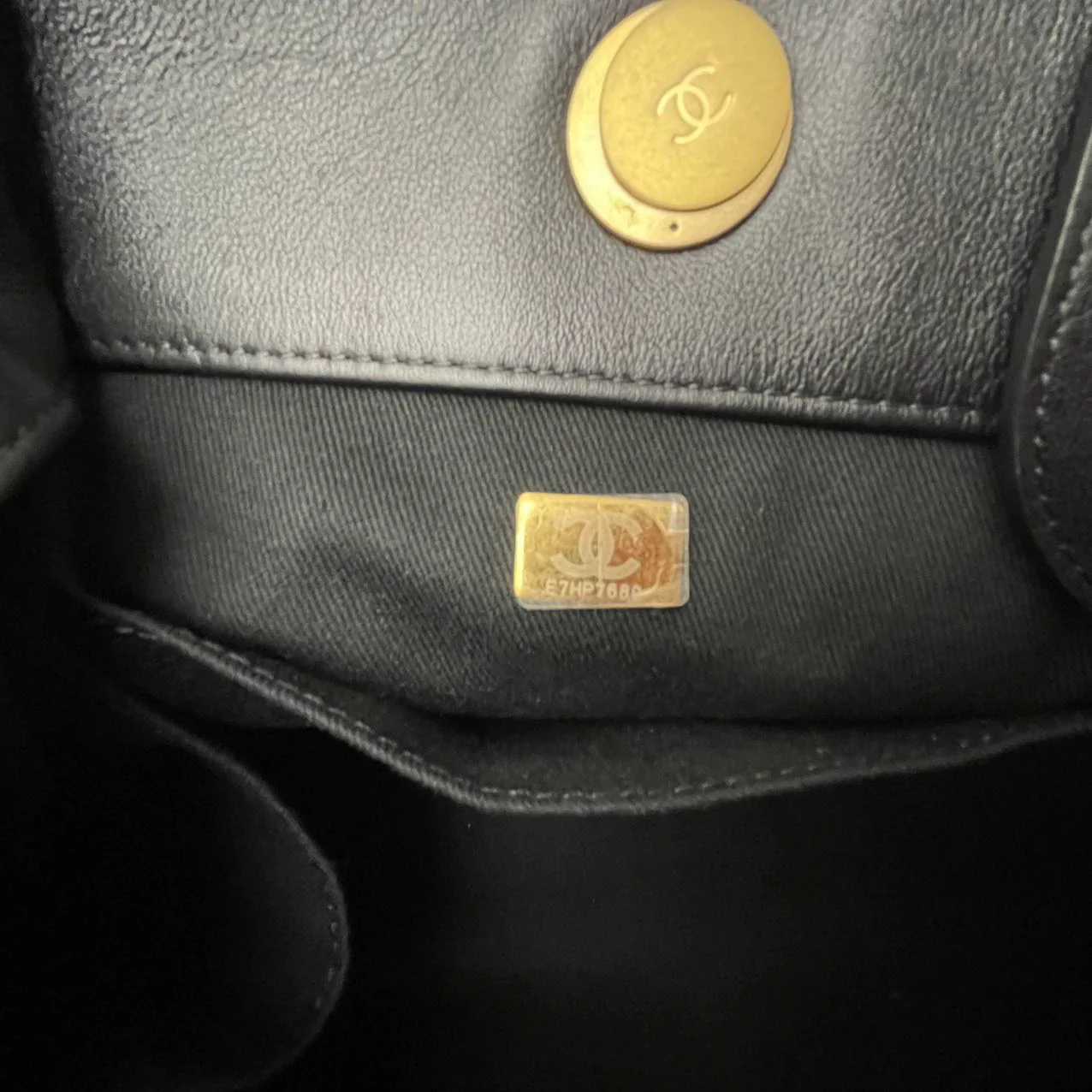 Chanel Deauville Shopping Tote Large Kalbsleather Black/Beige